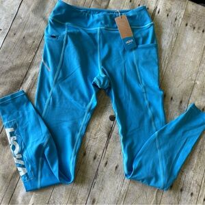 NWT Hoka W Performance Tights Size Women’s Small
